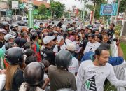 Berkah Ramadhan, Media Brilian News Bersama Mahasiswa HKI IAD Pro Bagikan Ratusan Takjil