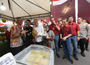 Wali Kota Eri Buka Bank Jatim QRIS Ramadan Vaganza di Balai Kota Surabaya, Digelar Selama Sepekan