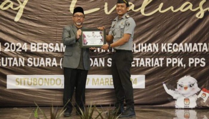 Lapas Probolinggo Terima Piagam Penghargaan Dari KPU Kota Probolinggo