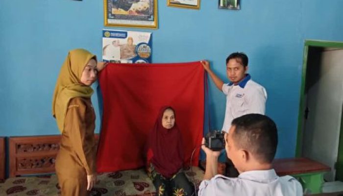 Disdukcapil Probolinggo Jemput Bola Perekaman KTP Elektronik