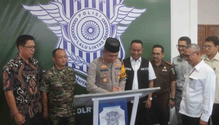 Kapolres Probolinggo Resmikan Pospol Gending, Maksimalkan Pelayanan Arus Mudik Lebaran 2024 