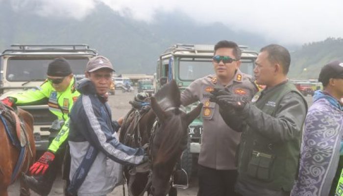 Operasi Ketupat Semeru 2024, Polres Probolinggo Pastikan Kawasan Wisata Bromo Aman