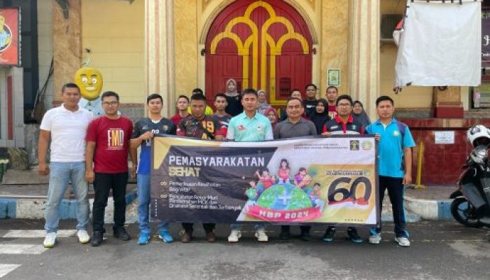 Wujudkan Pemasyarakatan Sehat, Lapas Probolinggo Lakukan Pemeriksaan Kesehatan Napi dan Kerja Bakti