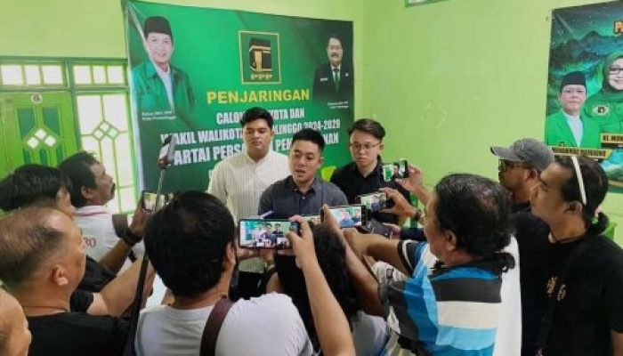 Wow! Pengusaha Muda Kota Probolinggo Kembalikan Formulir Pendaftaran di PPP, Bidik Wakil Walikota