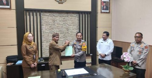 Pemkab Probolinggo Serahkan 131