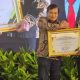 Pj Bupati Probolinggo Terima Penghargaan Anubhawa Sasana Desa 2024