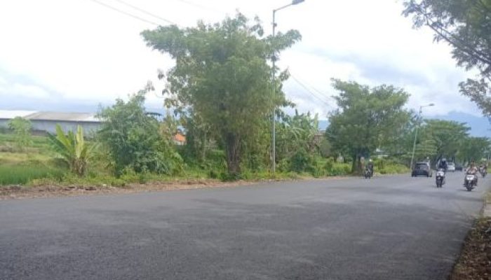 Proyek Jalan Pacing-Pacet Rp19,5 M Diduga Bermasalah, Ketebalan Aspal Tak Sesuai Standar
